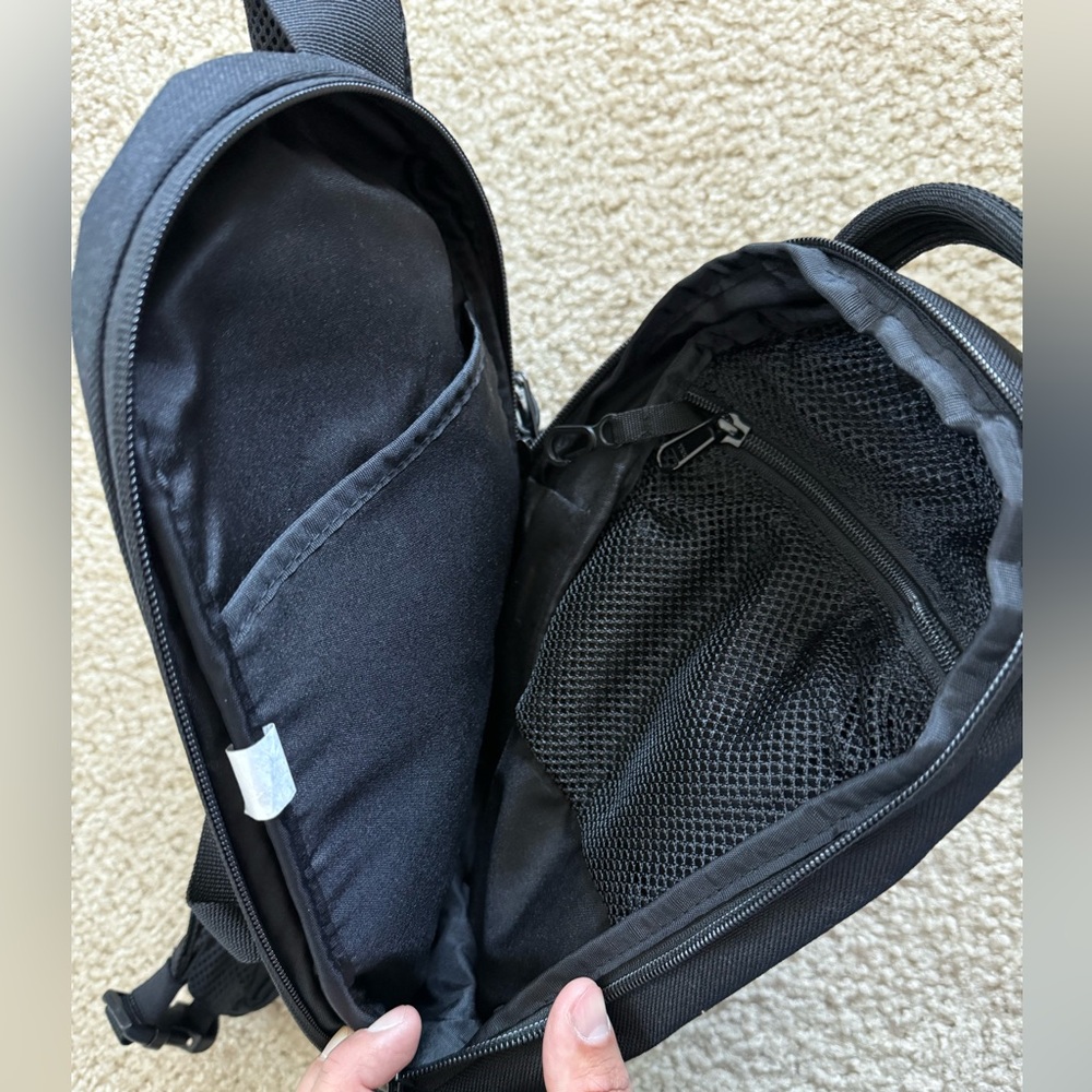Undefeated Mini Cross Body Bag - Picture 3 of 6